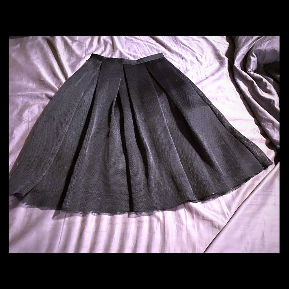 Sophisticated skirt!